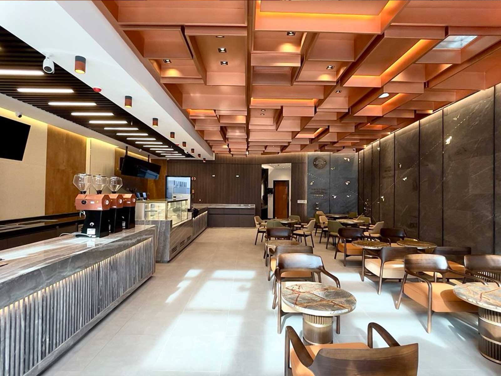 CAFE DEL BELLO Grey Diano stone and dark stained slats